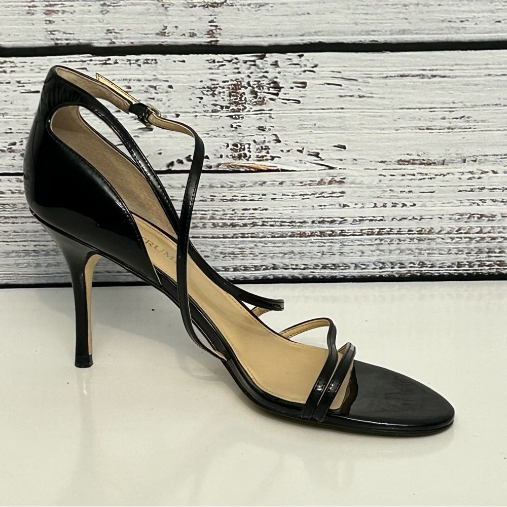 Ivanka Trump heeled sandals size 9M